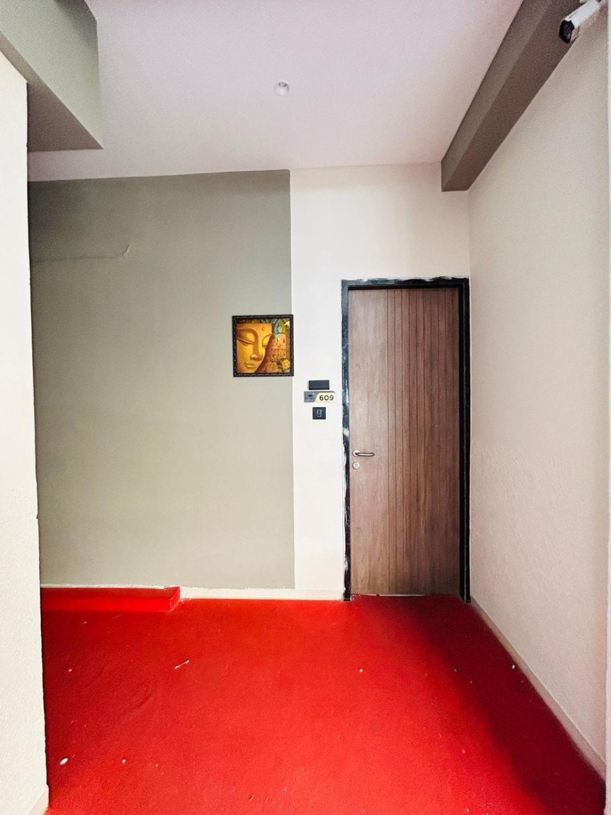 Hotel Gold Palace Inn スーラト エクステリア 写真